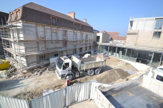 Le musée Camille Claudel au début de l’année 2015, l’on peut observer la toiture entièrement rénovée.